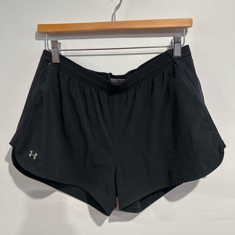 Under Armour Women’s Medium Black Athletic Running Shorts Drawstring Lightweight
